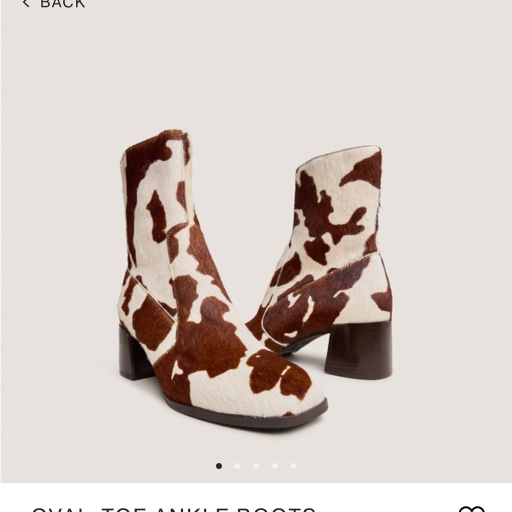 Jonak OVAL-TOE ANKLE BOOTS
in brown cowhide pony hair - brand new from Paris
